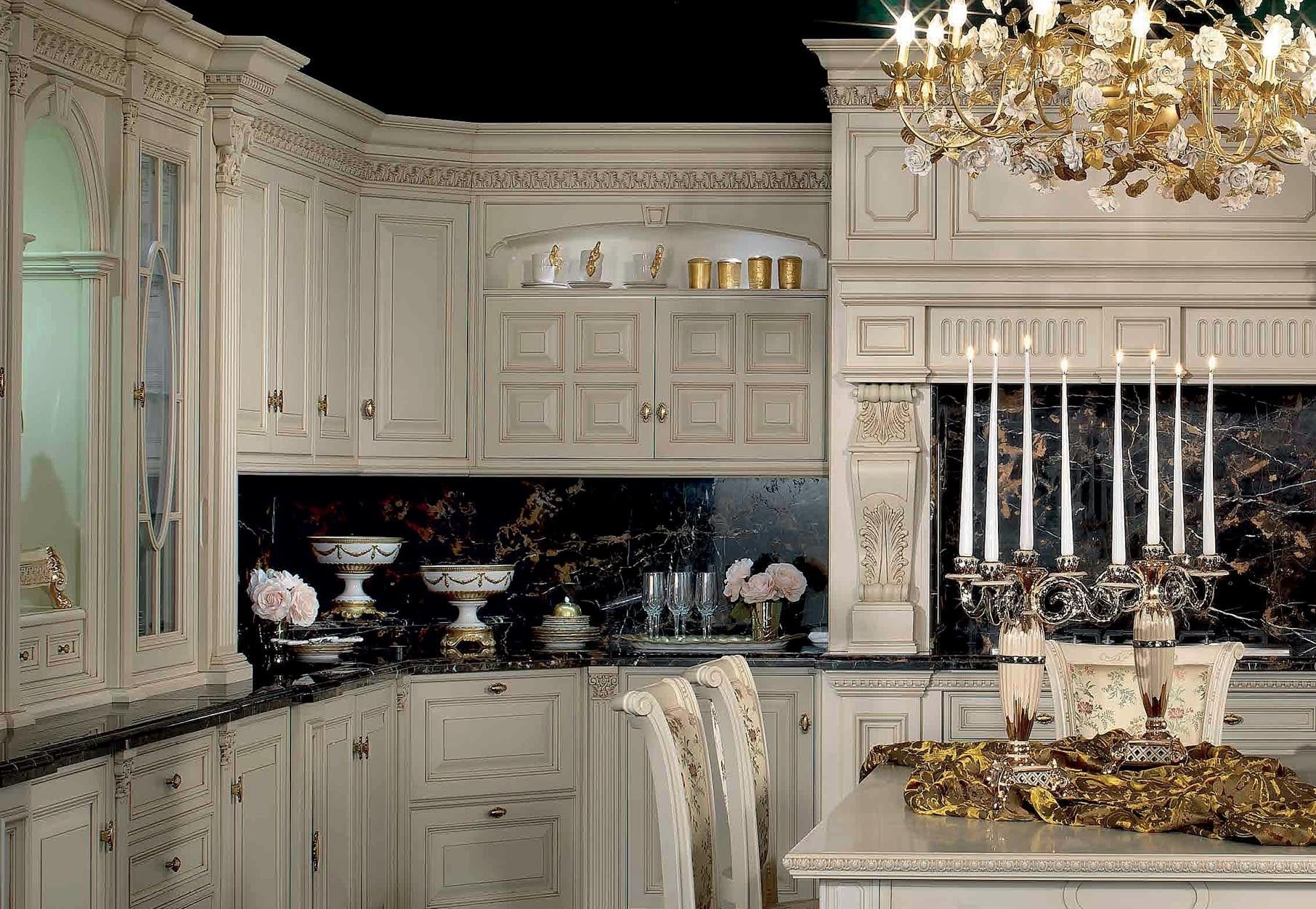 کابینت کلاسیک آشپزخانه بزرگ