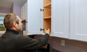 کابینت آماده بخریم یا سفارشی