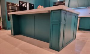 اجرای کابینت پلی اورتان در چالوس